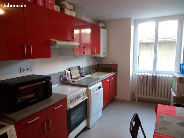 Gueugnon centre loue T3
