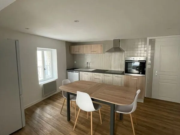 Appartement . 3 pièces . 62 m2 . Etage 1/1