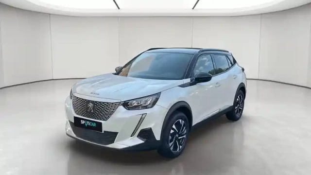 Peugeot 2008 electrique 136 ch — photo 1