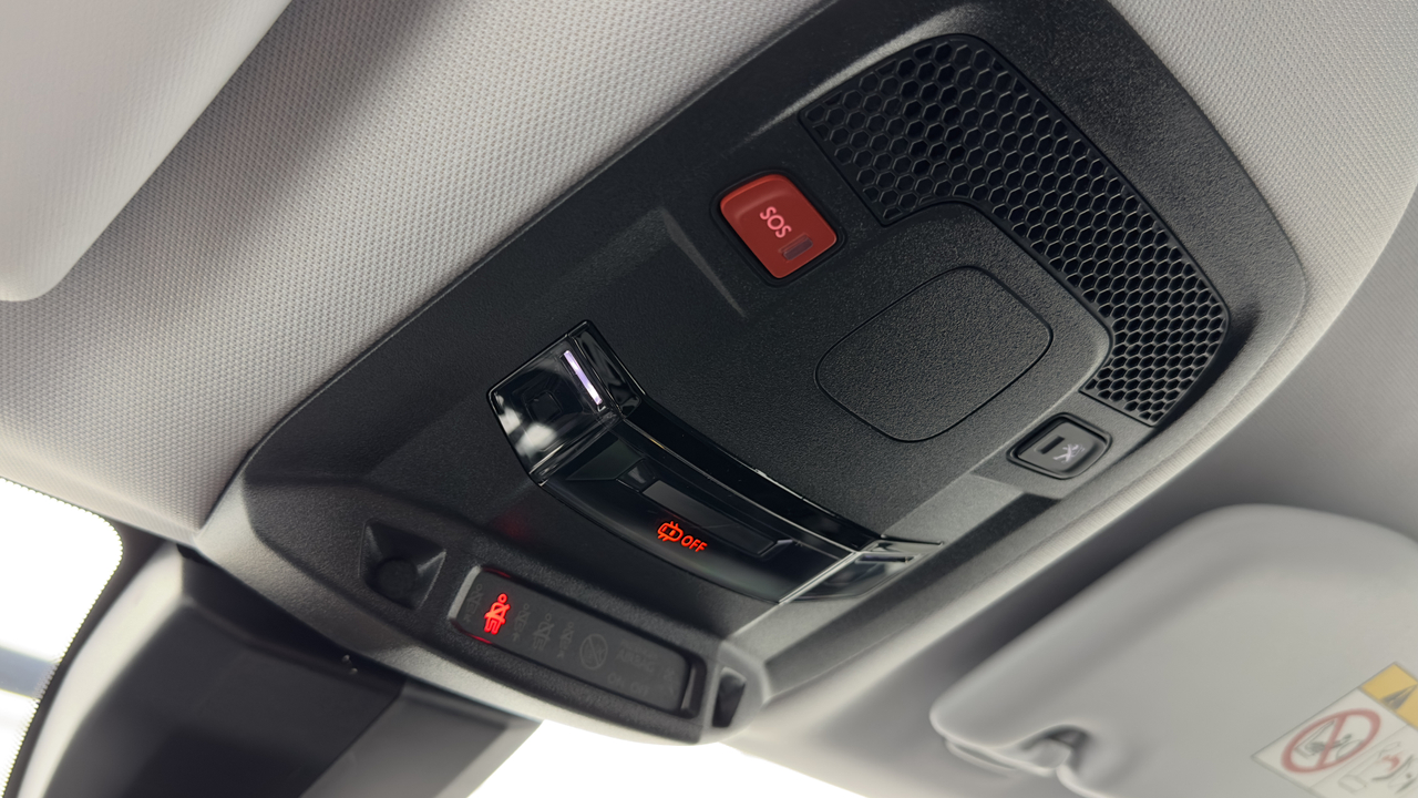 Peugeot 508 SW Hybrid 225 e-EAT8 — photo 22
