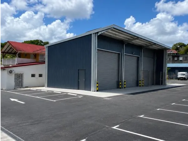 LOCAUX NEUFS CHAUVEL, LES ABYMES