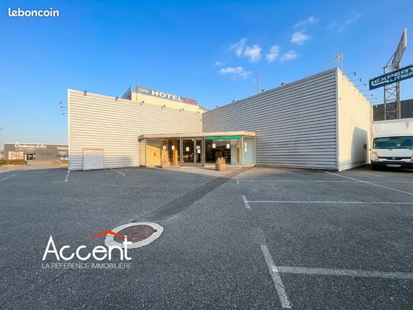 Local commercial 458 m² Sébazac-Concourès