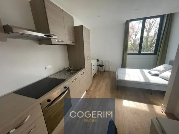 Studio 1 pièce 19 m²