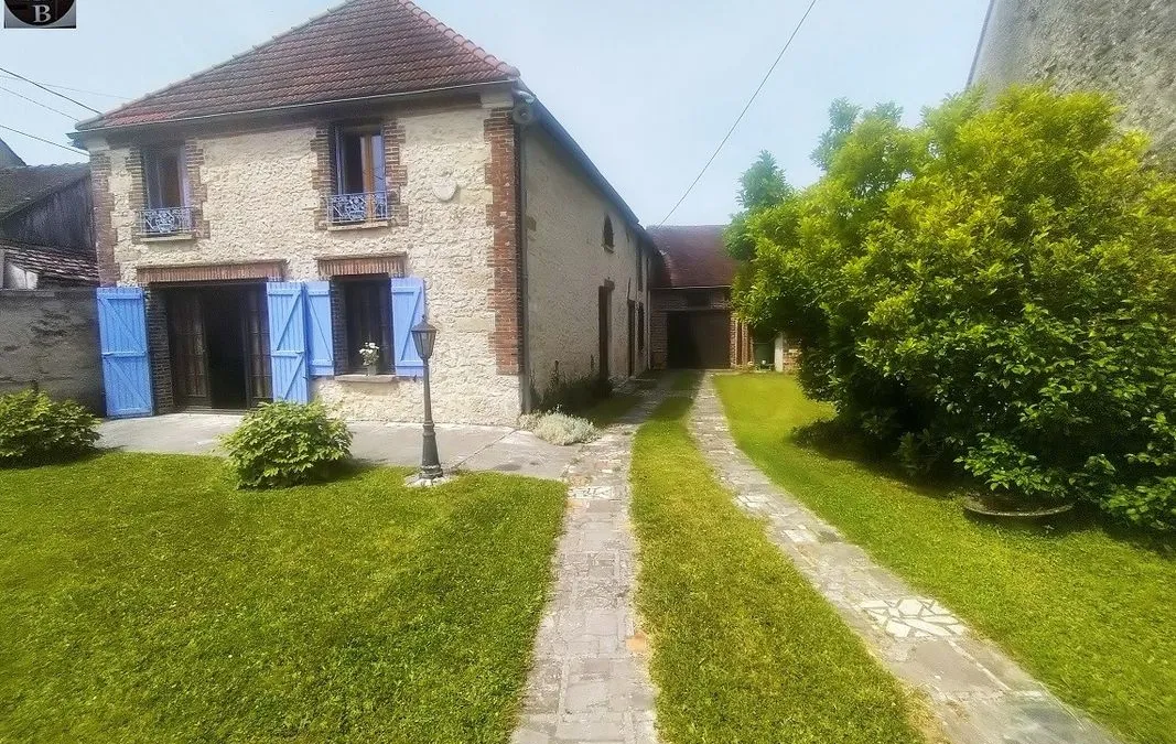 Photo 1