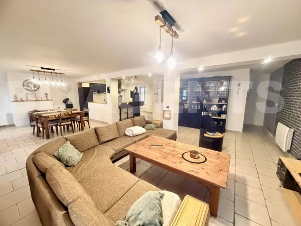 Maison 7 pièces 159 m²