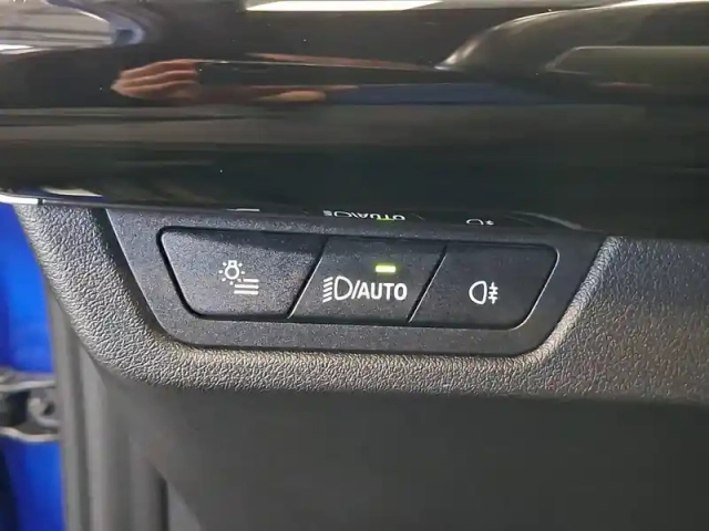 Bmw X1 sdrive 18i 136ch dkg7 — photo 5