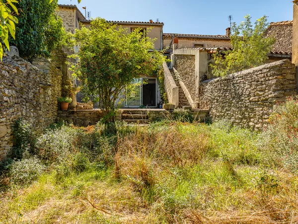 Maison divisée en 2 lots située à 5 minutes de Carcassonne