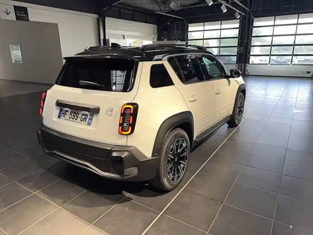 Renault 4 renault  e-tech electrique 150 ch autonomie confort — photo 5