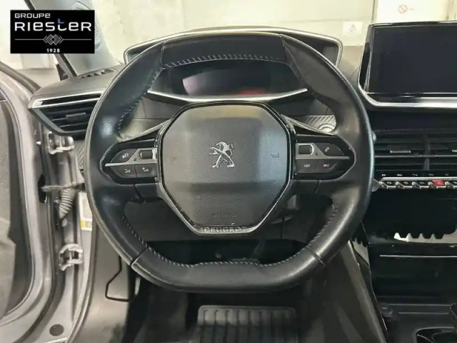Peugeot 2008 moteur électrique 136 ch — photo 9
