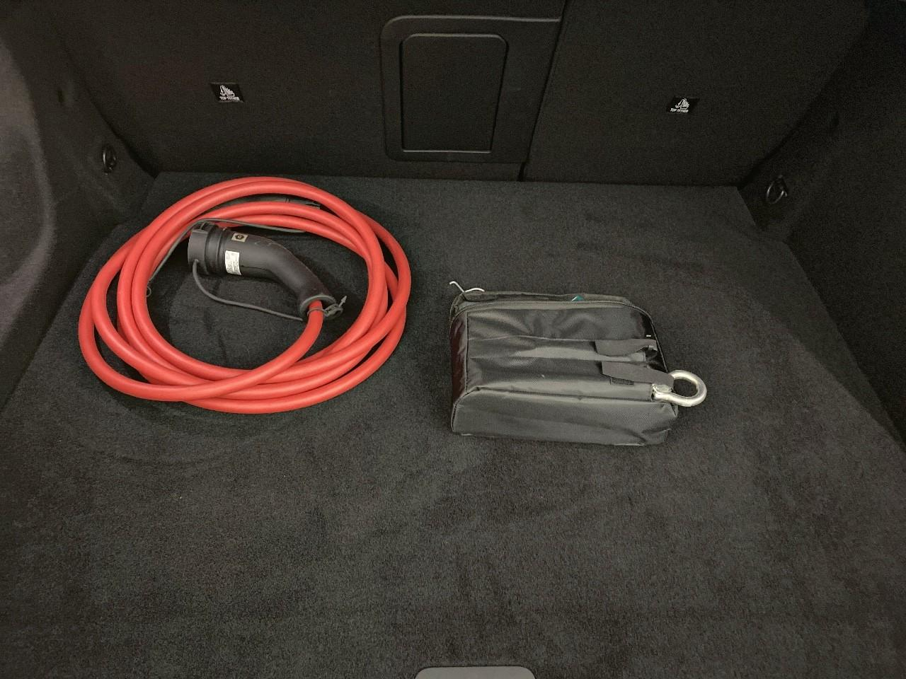 Peugeot 408 electrique 58 kwh 210 ch gt — photo 16