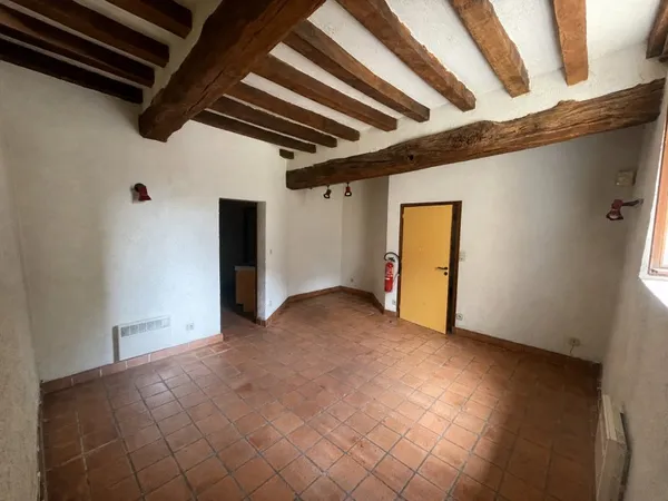 Loue bureaux - 54m²