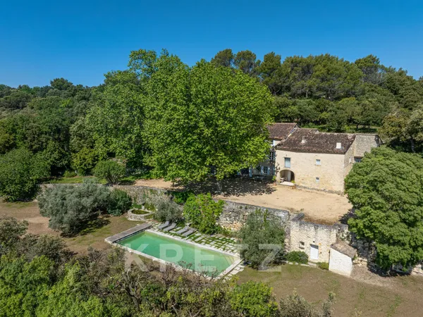 Authentique Ferme Provençale en pierre — Vue panoramique d'exception sur le Mont Ventoux