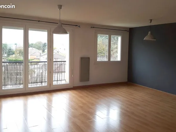 T3 63 m² - Dernier étage - Balcon plein sud - Garage - DPE C