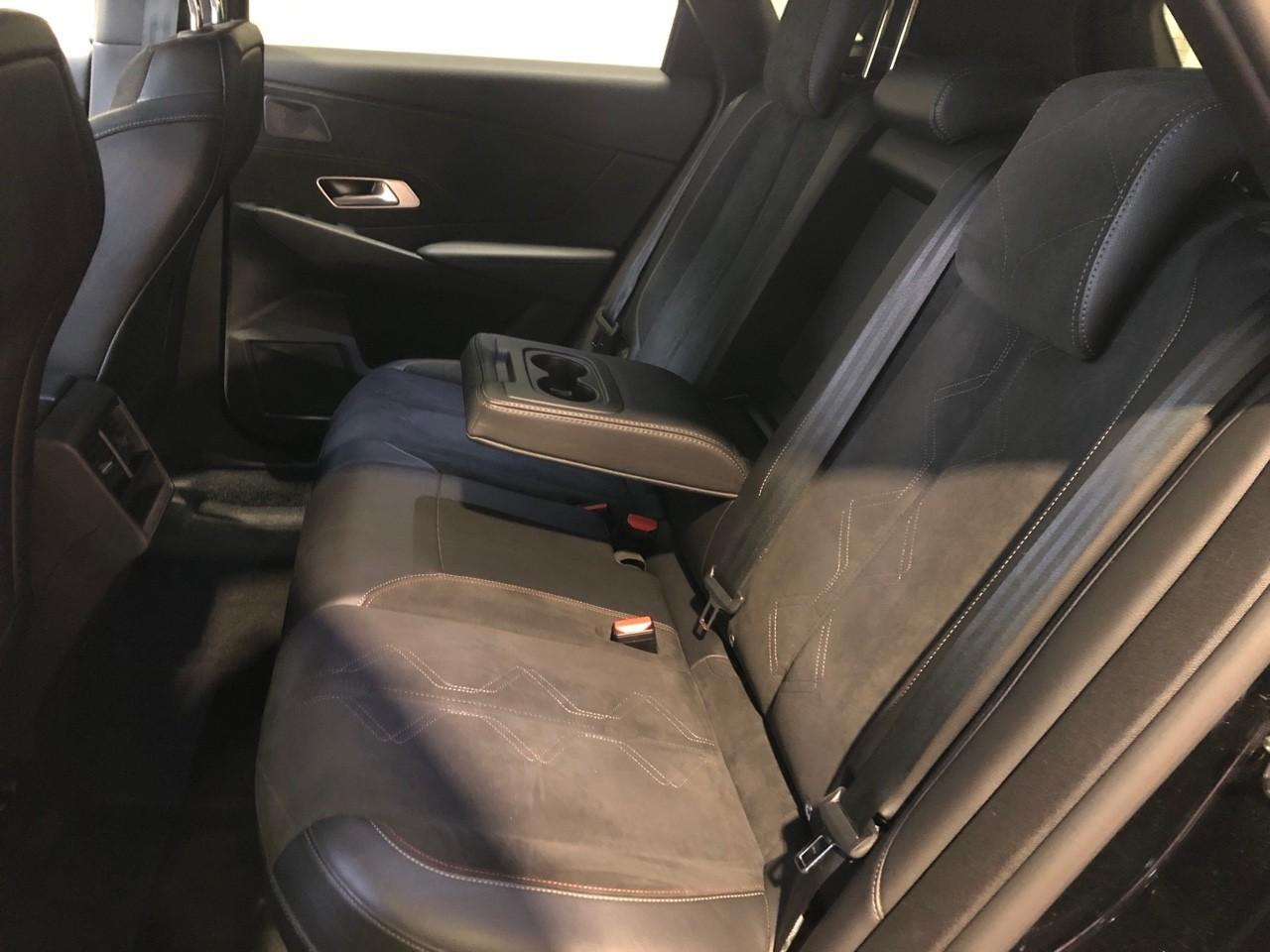 Ds Ds 7 crossback crossback bluehdi 130 eat8 performance line+ — photo 10