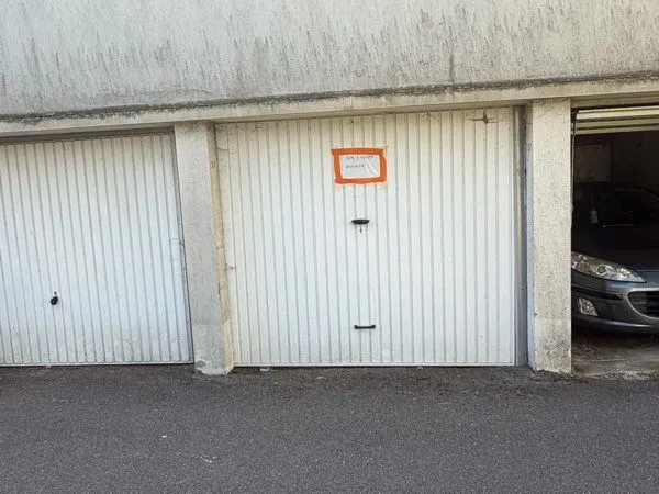Box à vendre