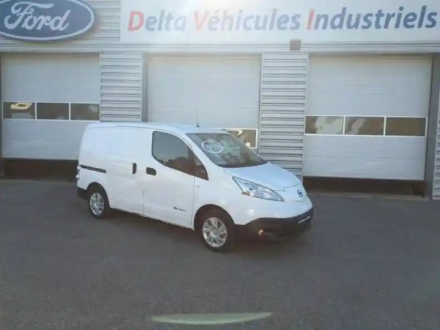 Nissan Nv200 e- 24kwh 109ch business 4p — photo 1