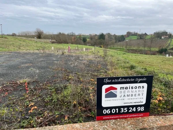 Terrain 851 m²