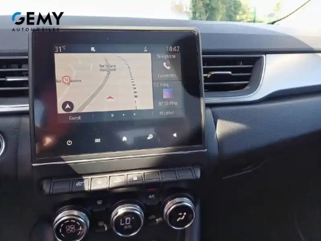 Renault Captur blue dci 115 — photo 13