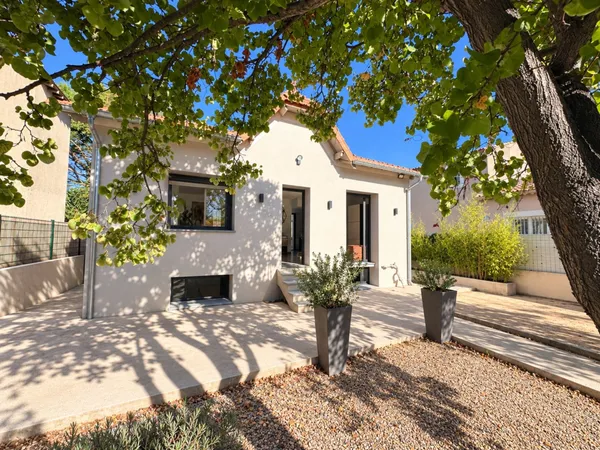 MARSEILLE 9e - BONNEVEINE | MAISON DE CHARME DE 120M2 AVEC PISCINE, JARDIN ET PRESTATIONS DE QUALITÉ