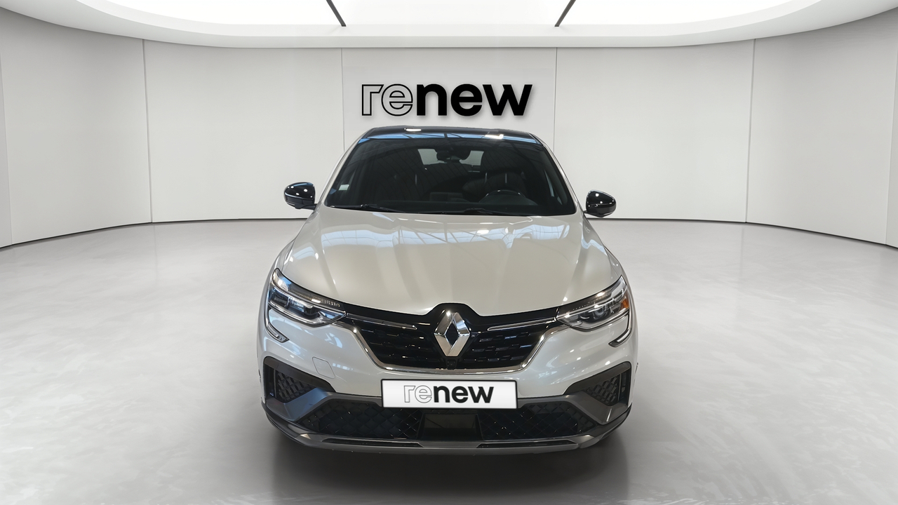 Renault Arkana E-Tech 145 - 21B — photo 8