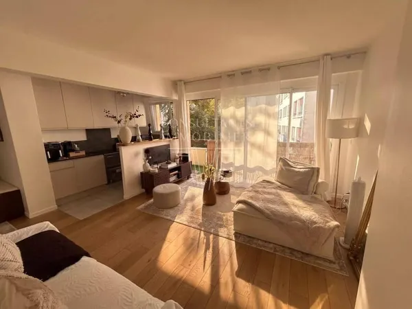 Studio 1 pièce 30 m²