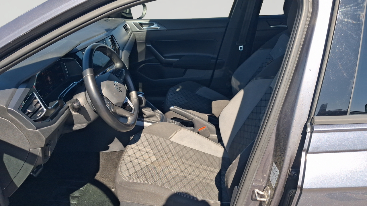 Volkswagen Taigo 1.5 TSI 150 DSG7 — photo 11