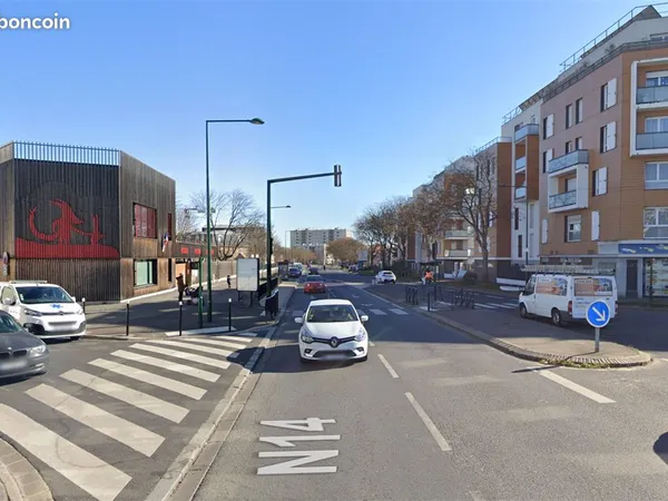 Boutique 953 m² EPINAY SUR SEINE