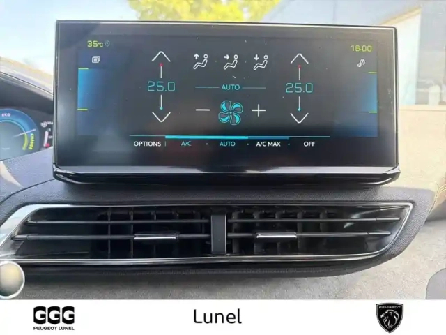 Peugeot 3008 hybrid 225 e-eat8 — photo 17
