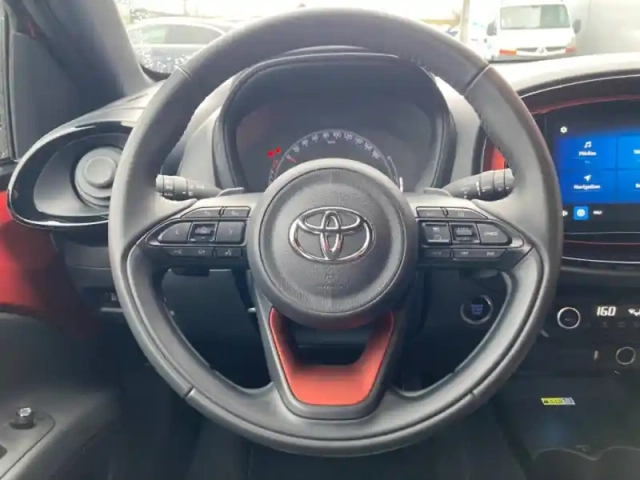 Toyota Aygo X 1.0 vvt-i 72ch collection s-cvt — photo 14