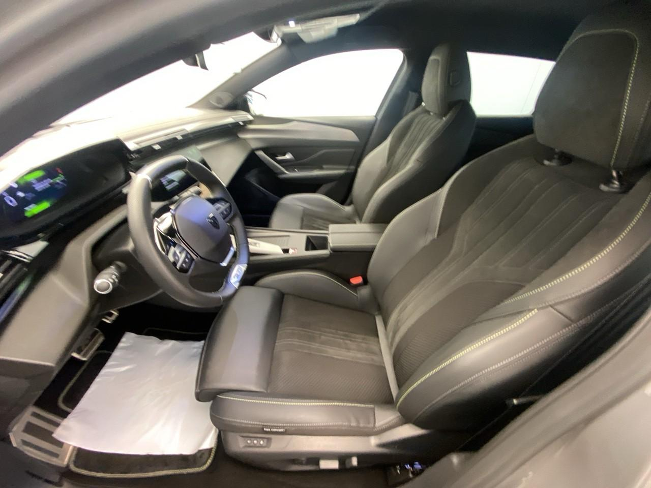 Peugeot 408 hybrid 136 e-dcs6 gt — photo 9