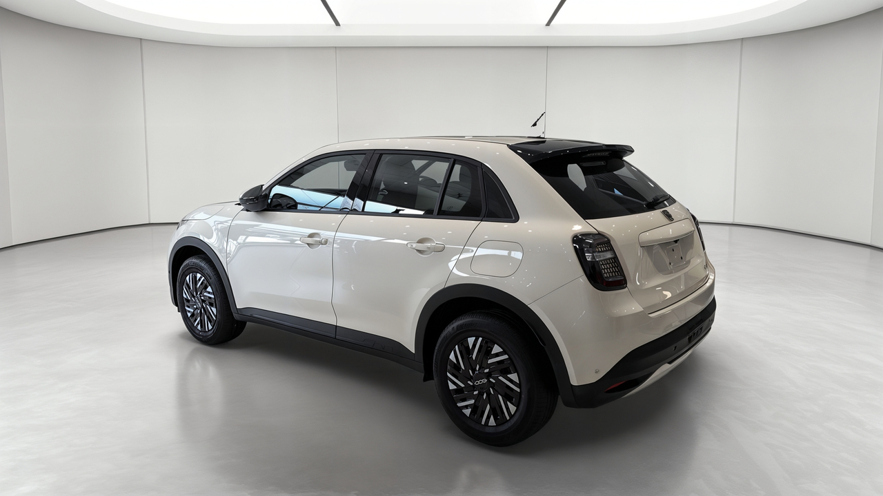 Fiat 600 1.2 HYBRID 100 CH DCT6 — photo 3