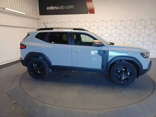 Dacia Duster hybrid-g 150 4x4 — photo 6