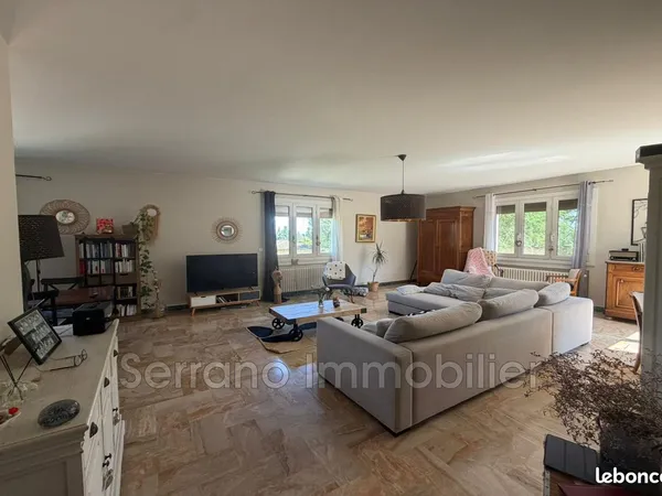 Appartement 4 pièces 122 m²