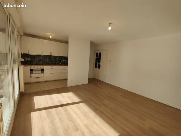 À louer - T3 de 53 m² avec balcon et garage