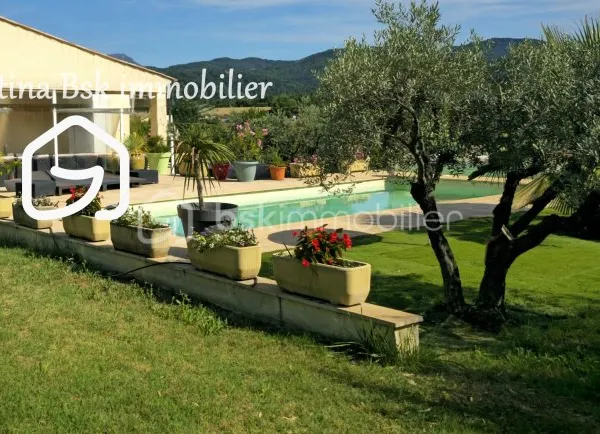 Maison 7 pièces 160 m²