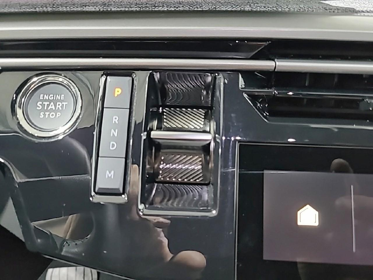 Peugeot 3008 hybrid 145 e-dcs6 allure — photo 19