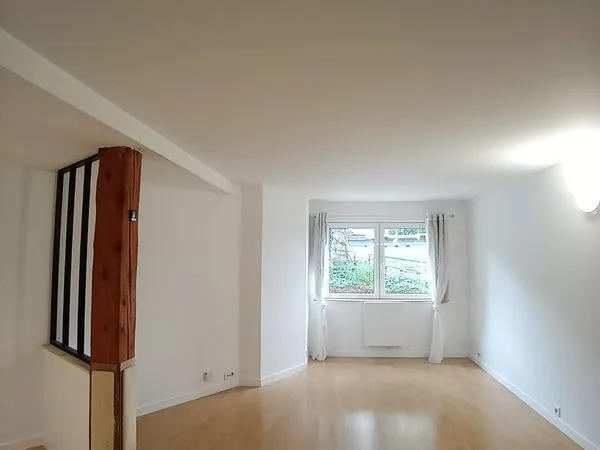 Appartement F2 56m2 Pépinière/Parking