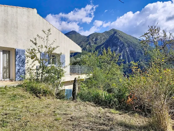 Maison 6 pièces 153 m²