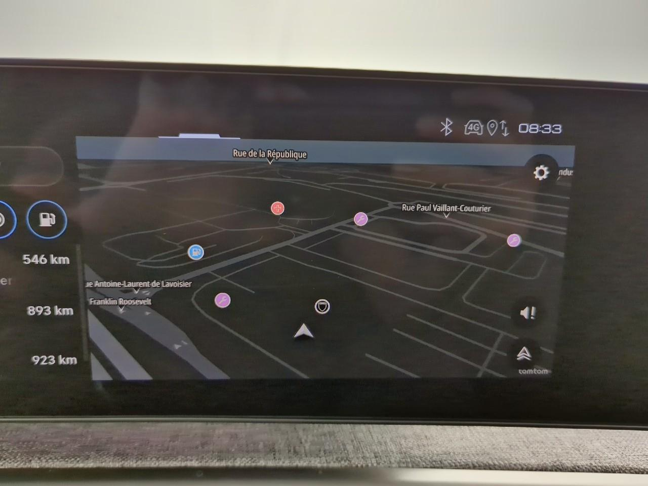 Peugeot 5008 hybrid 145 ch e-dcs6 gt — photo 15