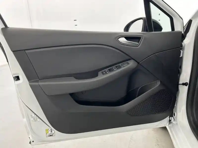 Renault Clio sce 65 — photo 20