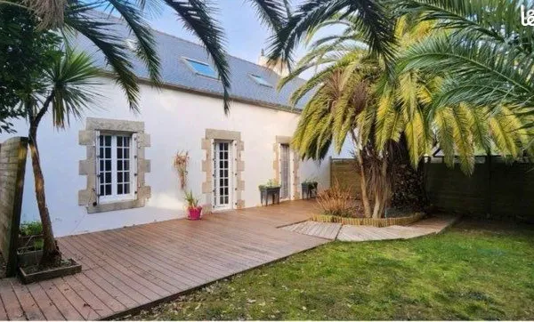 Chambre à louer à l'année - lorient
