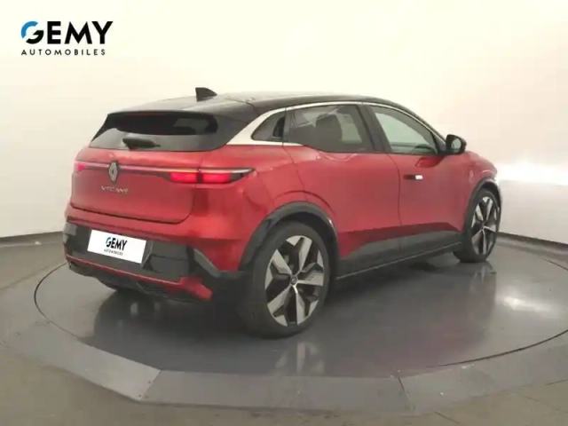 Renault Megane e-tech ev60 220 ch optimum charge — photo 33