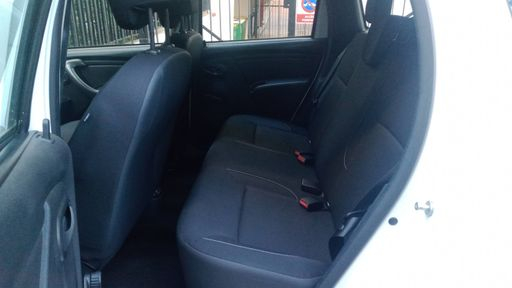 Dacia Duster 1.6 SCe 115 - Essentiel – 2016 – 47292 km – Essence – Boîte Manuelle — photo 32