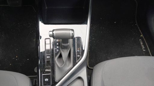 Kia Niro 1.6 GDi 141 Hybride DCT6 - Motion – 2024 – 41504 km – Hybride essence – Boîte Automatique — photo 7