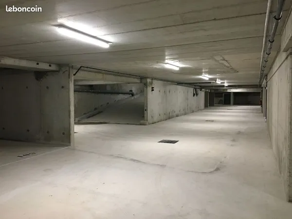 Parking intérieur quartier vieux Saint Maur