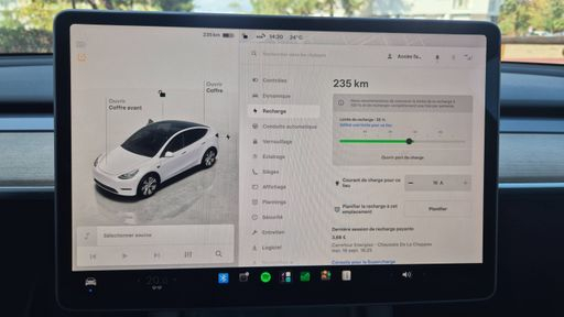 Tesla Model Y 275 Rwd - Standard Range – 2022 – 36852 km – Électrique – Boîte Automatique — photo 19