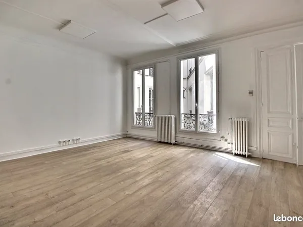 Bureaux 80 m²