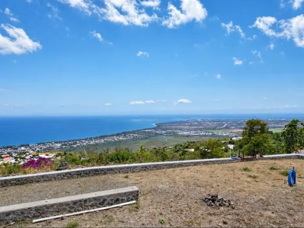 TERRAIN A VENDRE A SAINT PAUL DE LA REUNION