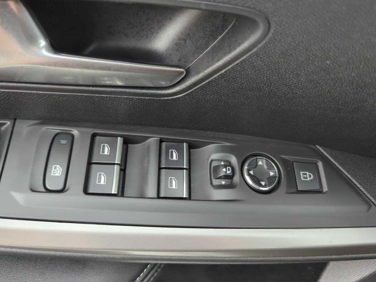 Peugeot 5008 hybrid 145 ch e-dcs6 gt — photo 28