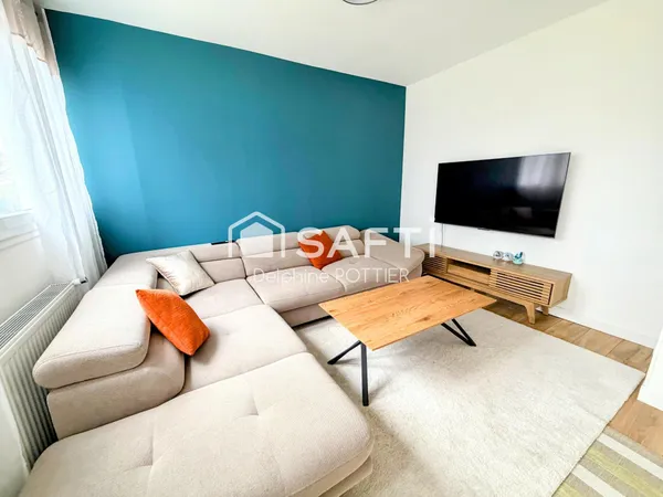 Maison de 65m2 mitoyenne d'un côté